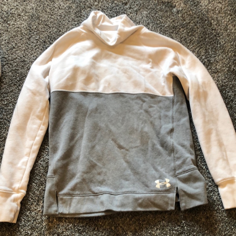 Under Armor Size Youth Xl